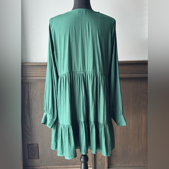 Shop the Mint green shift dress size XL - Picture 3 of 8